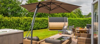 Luxury Holiday Chalet 1-4 persons with Private Jacuzzi, Private Sauna and Sun Shower.