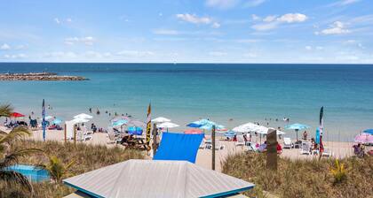 Oceanfront Inn Room #21- Ocean View Balcony, King Bed