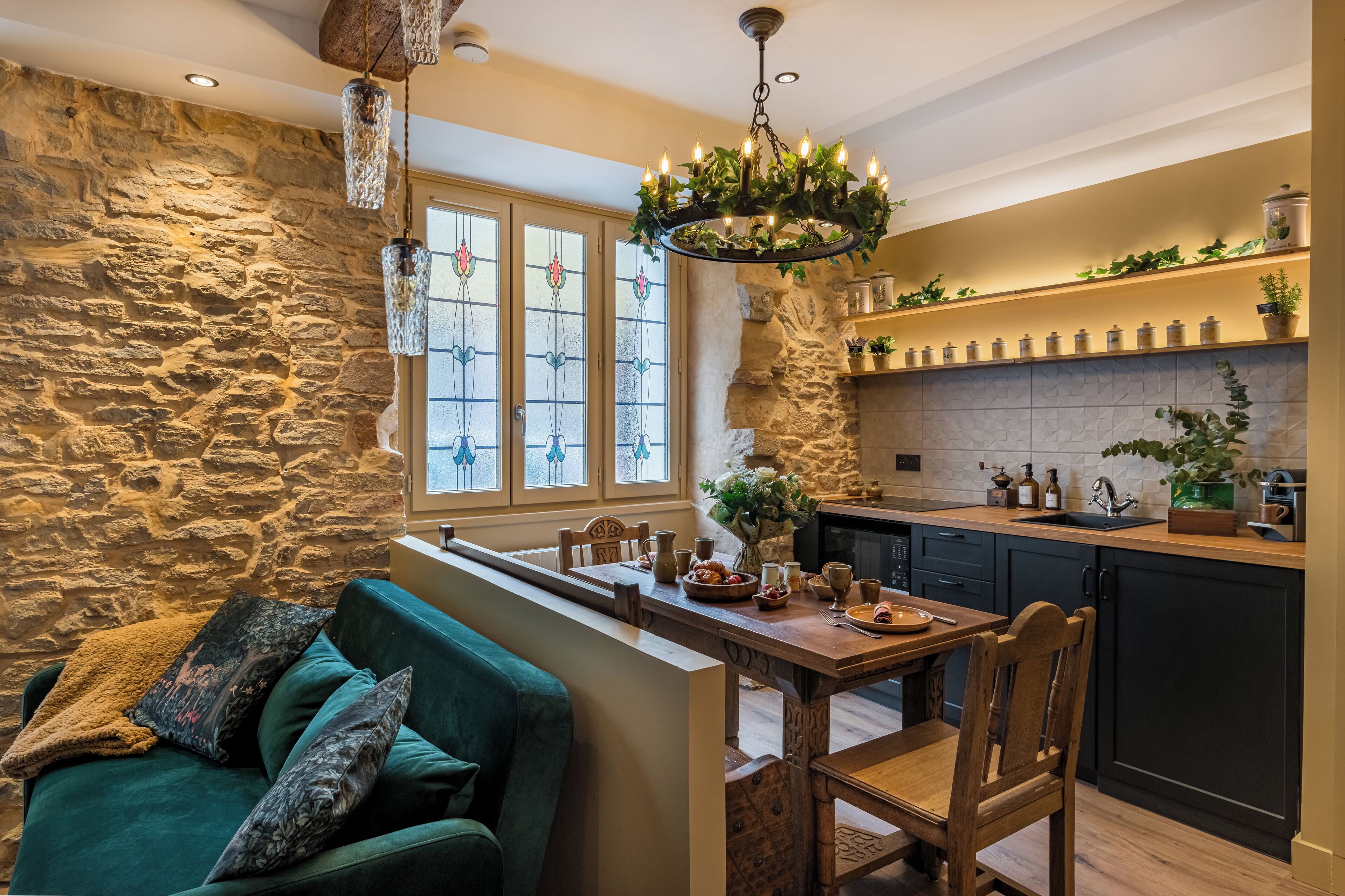 المنشأة من الداخل