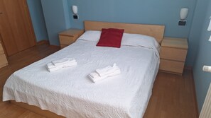 1 bedroom, free WiFi, bed sheets, wheelchair access