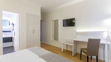 Chambre Standard | Bureau, chambres insonorisées, Wi-Fi gratuit, draps fournis