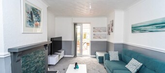 5 Guests - Pet Friendly - 3 Bedroom House