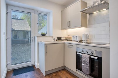 The Studio - 1 Bedroom Cottage - Princes Gate