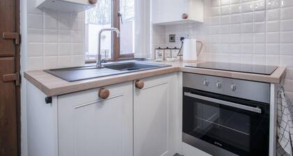 The Brambles - 2 Bedroom Cottage - Llanteg