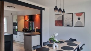 Dining - Maison vue mer (Saint-Pol-de-Léon)