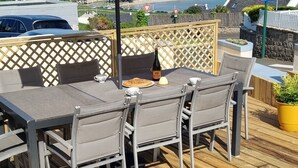 Outdoor dining - Maison vue mer (Saint-Pol-de-Léon)
