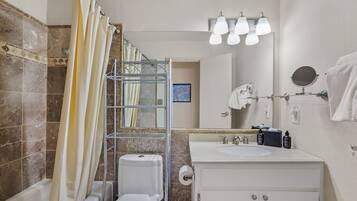 Appartement, 3 slaapkamers | Badkamer