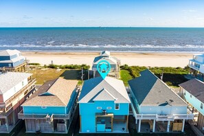 House, 4 Bedrooms | Beach