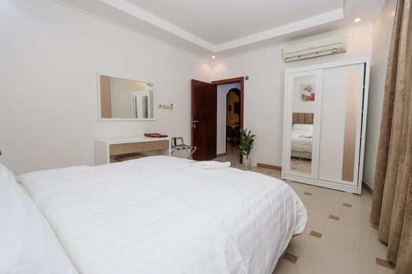 Appartement Standard | Espace de travail pour ordinateur portable