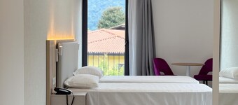 Lake and More Suite Hotel