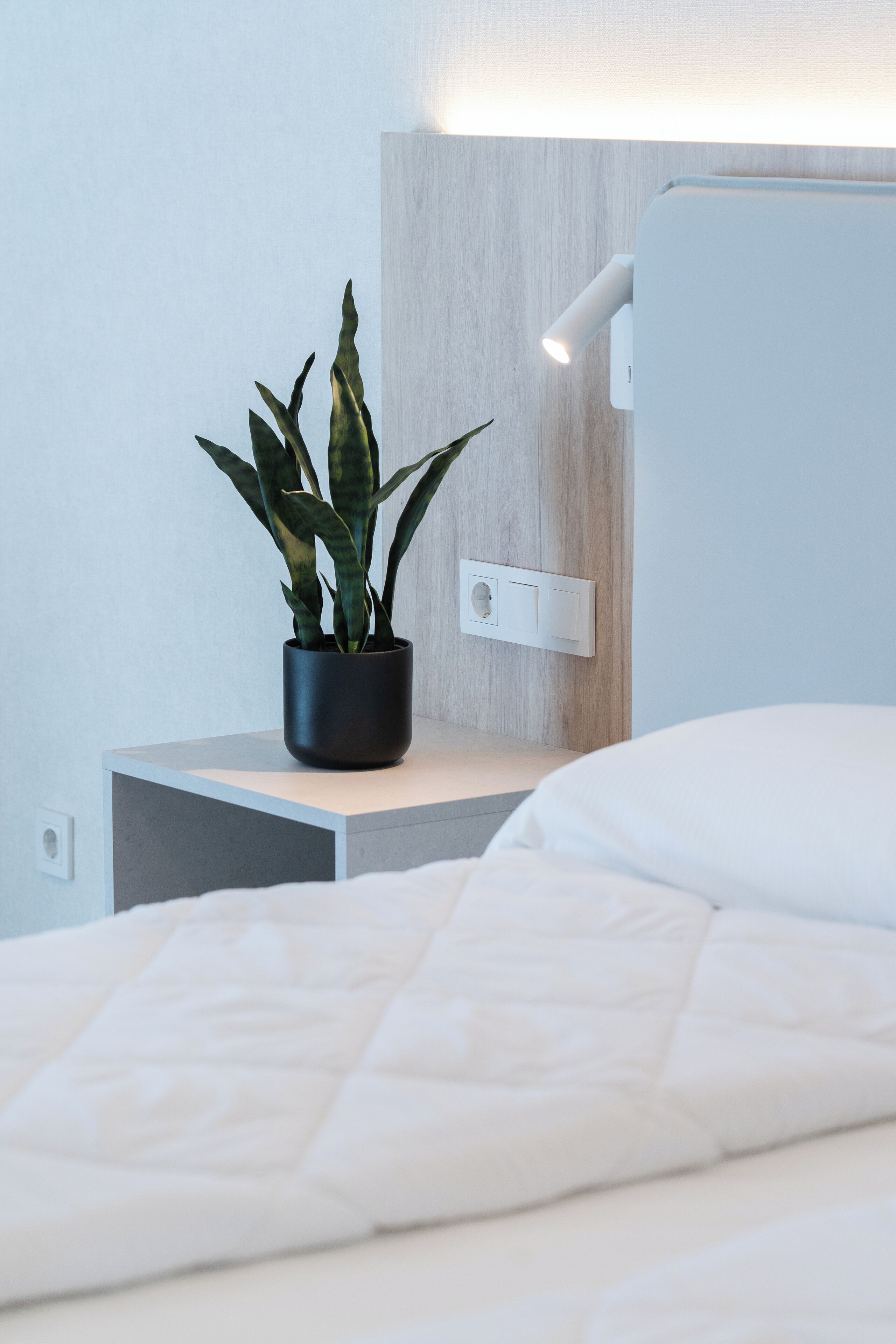 Bureau, espace de travail pour ordinateur portable