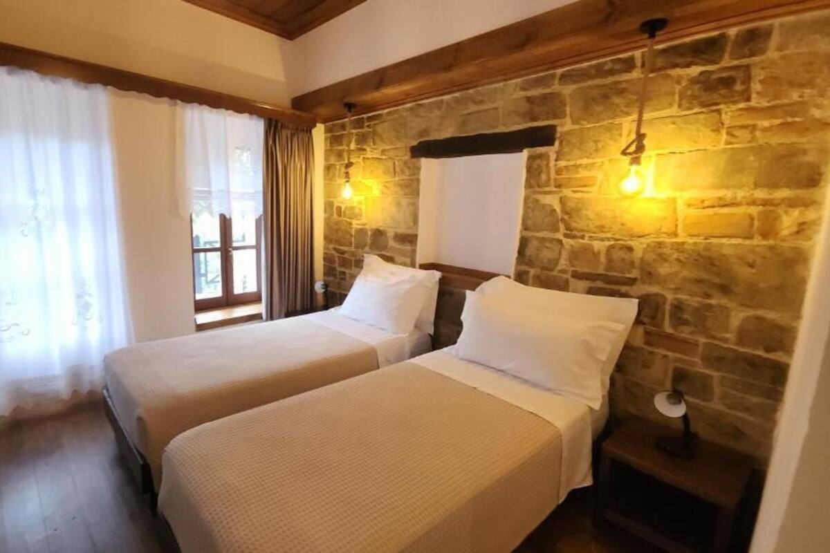 Quarto casal ou duplo luxo | Wi-Fi de cortesia