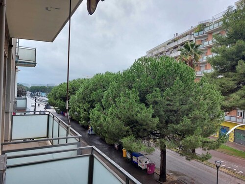 Large apartment very central