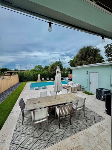 "Delray Drift". Charming 3-bedroom house in Downtown Delray.