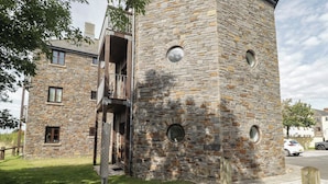 Exterior - Awel y Môr (Burry Port)
