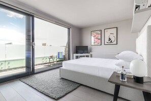 6 Schlafzimmer, Bügeleisen/Bügelbrett, kostenloses WLAN, Bettwäsche