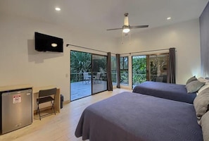 2 bedrooms, in-room safe, iron/ironing board, free WiFi