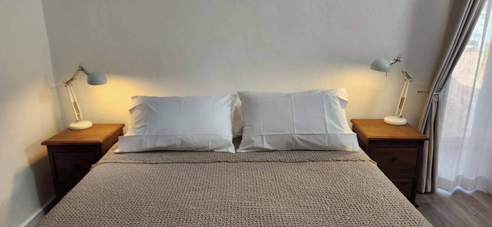 3 chambres, bureau, fer et planche à repasser, Wi-Fi gratuit