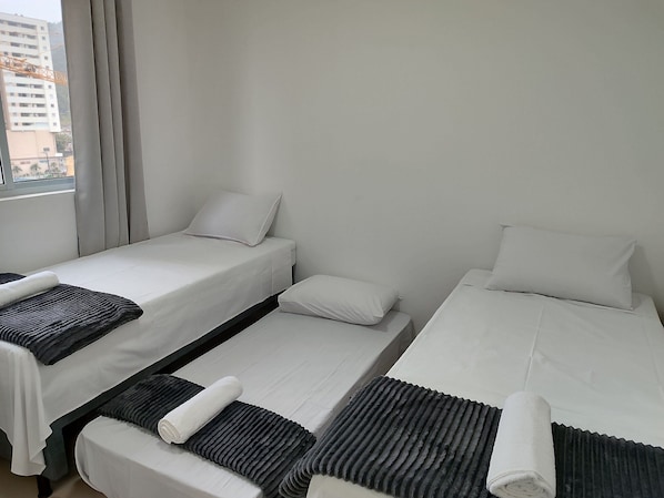 Apartamento básico | 2 quartos, Wi-Fi de cortesia