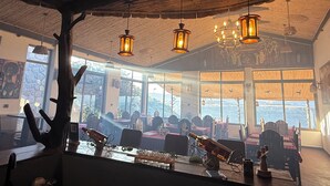 Restaurant - Hilltop Lodge - Lalibela  (Lalibela)