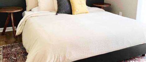 1 chambre, bureau, fer et planche à repasser, Wi-Fi