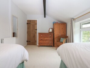 3 bedrooms, individually decorated, individually furnished, free WiFi