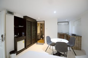 Superior 2 Queen | Private kitchen
