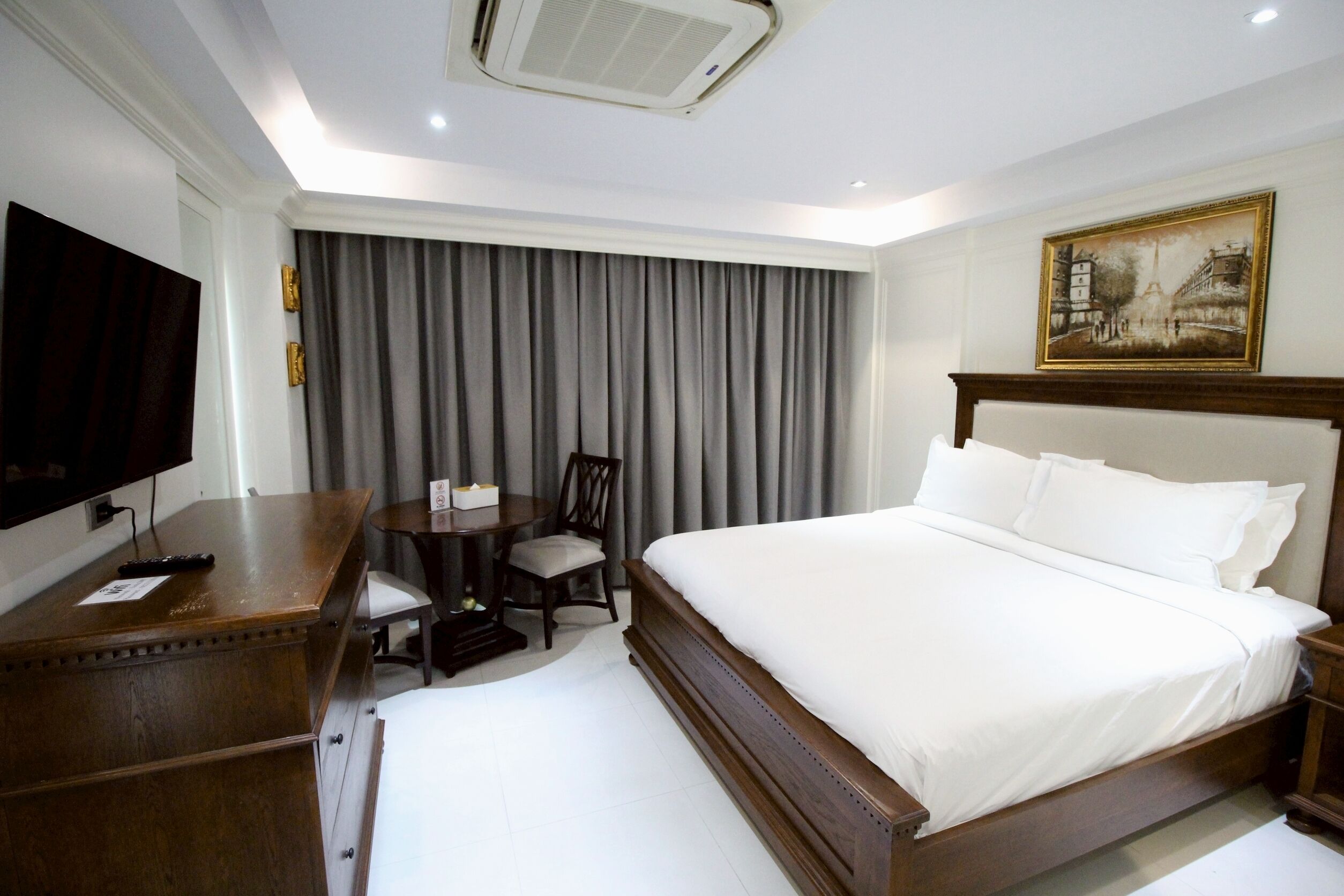 Standard Room | Free WiFi