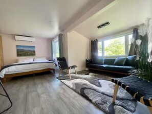 1 habitación, tabla de planchar con plancha, wifi y ropa de cama 