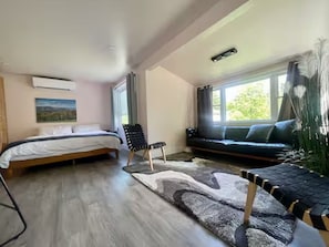 1 habitación, tabla de planchar con plancha, wifi y ropa de cama