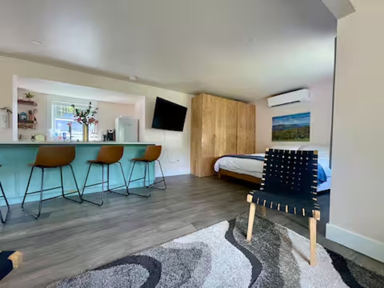 1 habitación, tabla de planchar con plancha, wifi y ropa de cama 