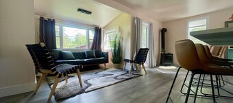 Cove - King Bed Escape w/Hot Tub