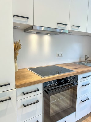 Four, plaque de cuisson, lave-vaisselle