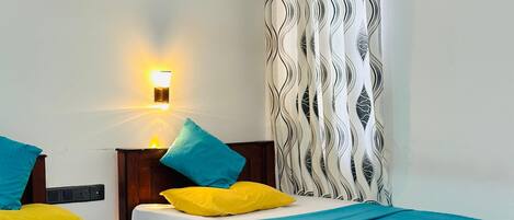 In-room safe, iron/ironing board, free WiFi