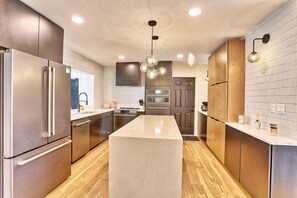 Casa, várias camas (Parrots Cove) | Cozinha privada