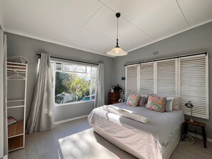 3 soverom, strykejern/-brett, wi-fi og sengetøy