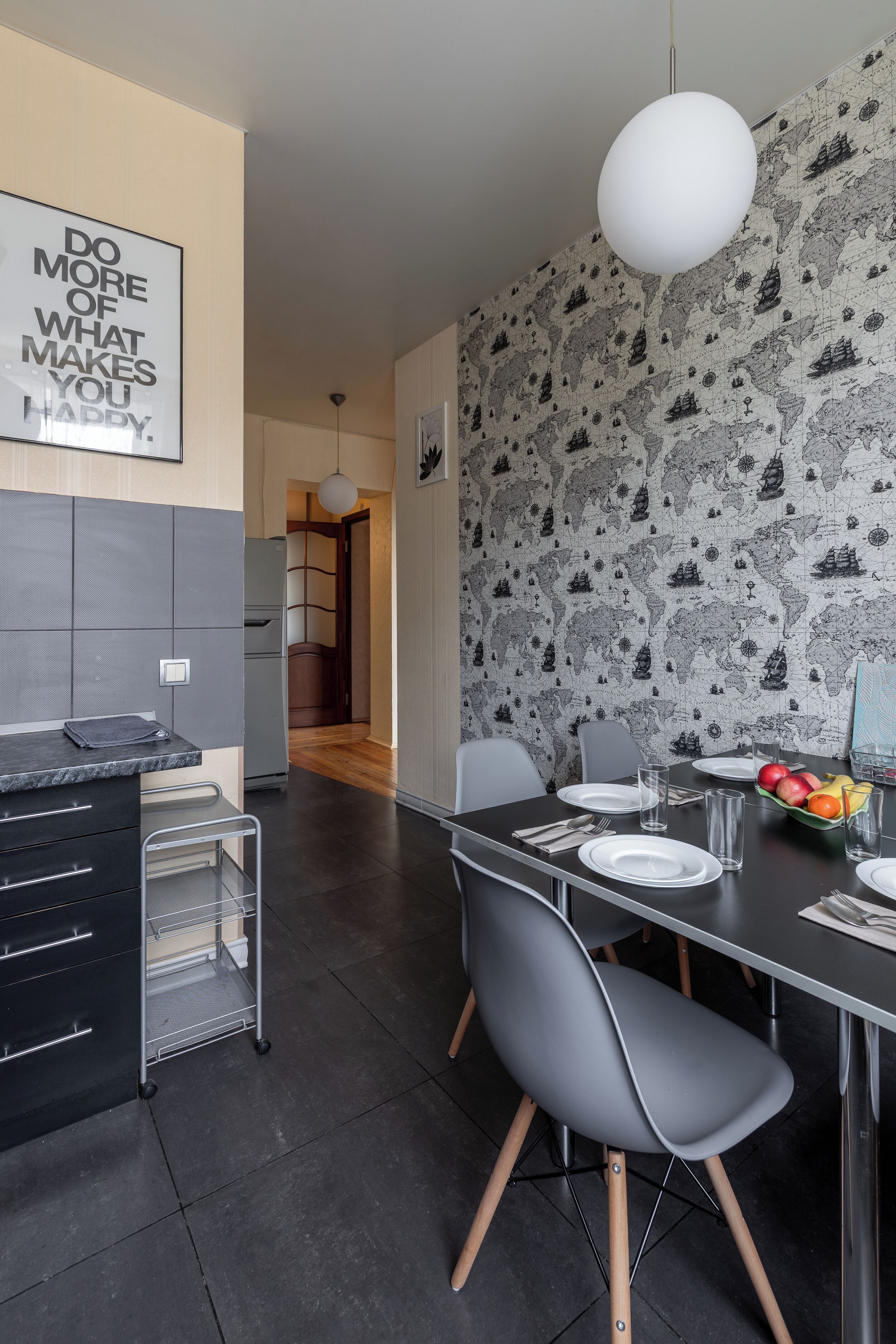 Comfort Apartment, City View | Private kitchen