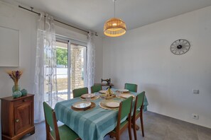 Dining - La Demeure des Goélands - 10min de la Plage (Semussac)