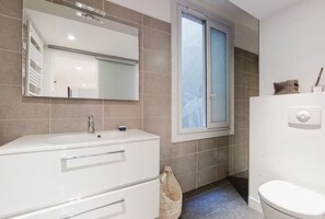 Hair dryer, towels, toilet paper