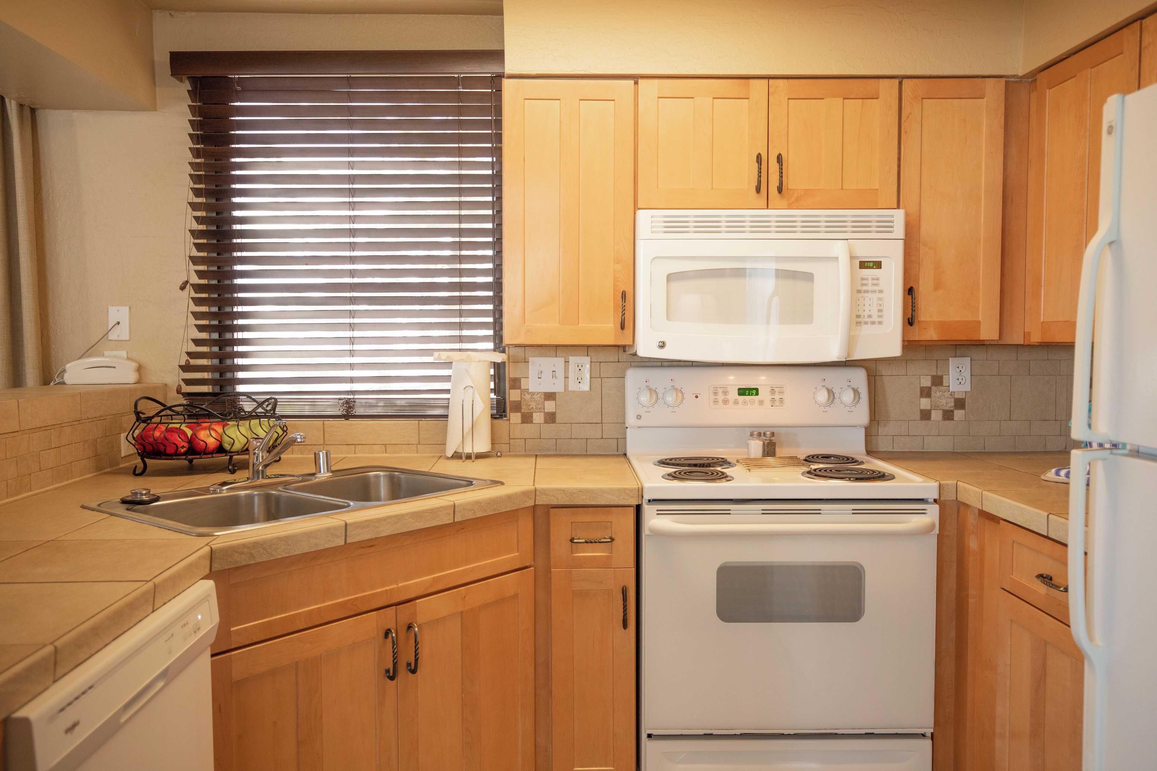 Habitación, varias camas | Cocina privada