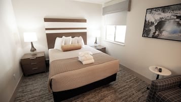 Condo, Multiple Beds | WiFi (free), bed sheets