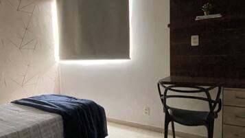 4 slaapkamers, een strijkplank/strijkijzer, wifi, beddengoed