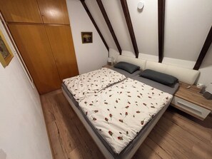 3 Schlafzimmer, Bügeleisen/Bügelbrett, WLAN