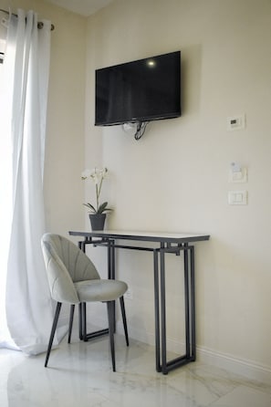 Double Room, Balcony, Garden View