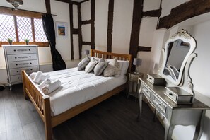 Suite tradicional, 1 cama matrimonial | Wifi gratis y ropa de cama 