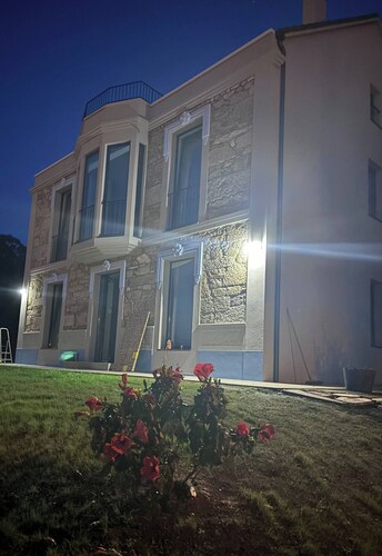 Garden and Views of the Estuary, Pets Welcome