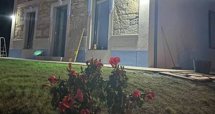 Garden and Views of the Estuary, Pets Welcome