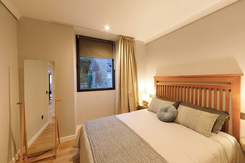 Garden and Views of the Estuary, Pets Welcome