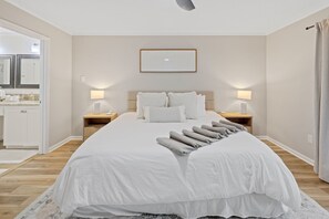 3 bedrooms, travel cot, free WiFi, bed sheets