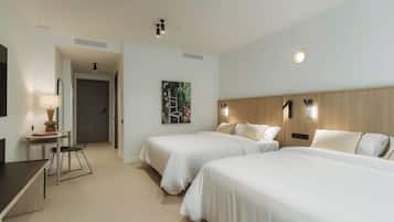 Superior Suite | Free cribs/infant beds, free WiFi, bed sheets
